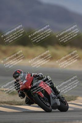 media/Sep-21-2025-Race Pace (Sun) [[98bf33ef95]]/Verified/10-Turn 10 (1150am)/